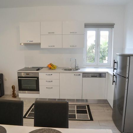 Apartments Mavra-Kukljica Luaran gambar