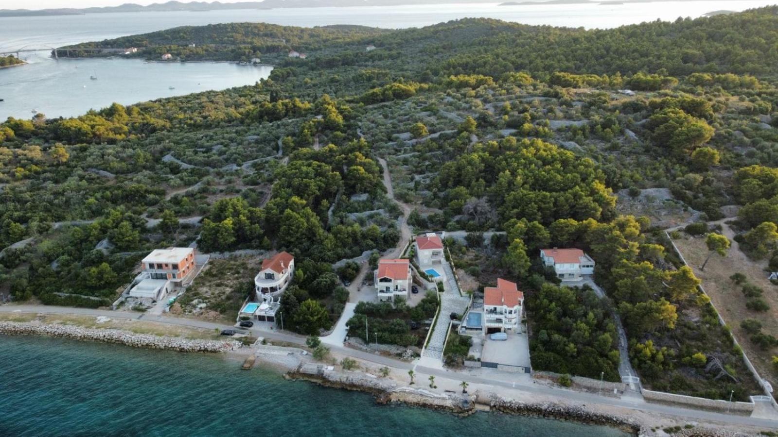 Apartments Mavra-Kukljica Luaran gambar