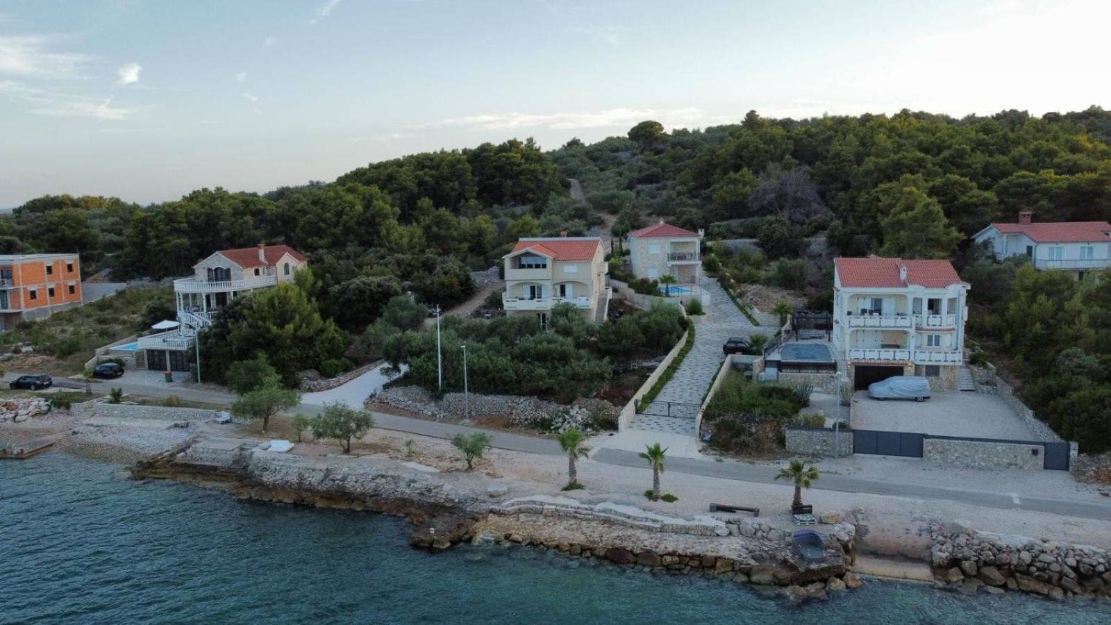 Apartments Mavra-Kukljica Luaran gambar